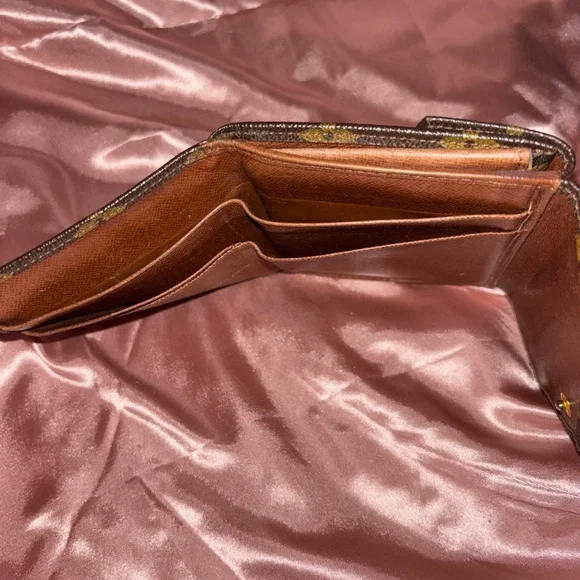 Louis Vuitton Monogram Envelope Wallet in Brown and Gold - Picture 5 of 7